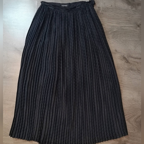 80s Vintage Esprit Sunburst Pleated Maxi Skirt - Picture 9 of 14